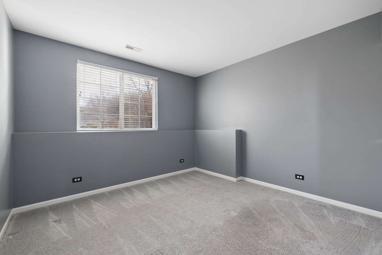 460 Valentine Way, Oswego, IL 60543