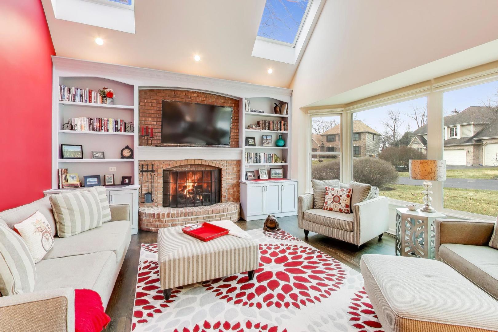 26W401 Torrey Pines Court, Winfield, IL 60190