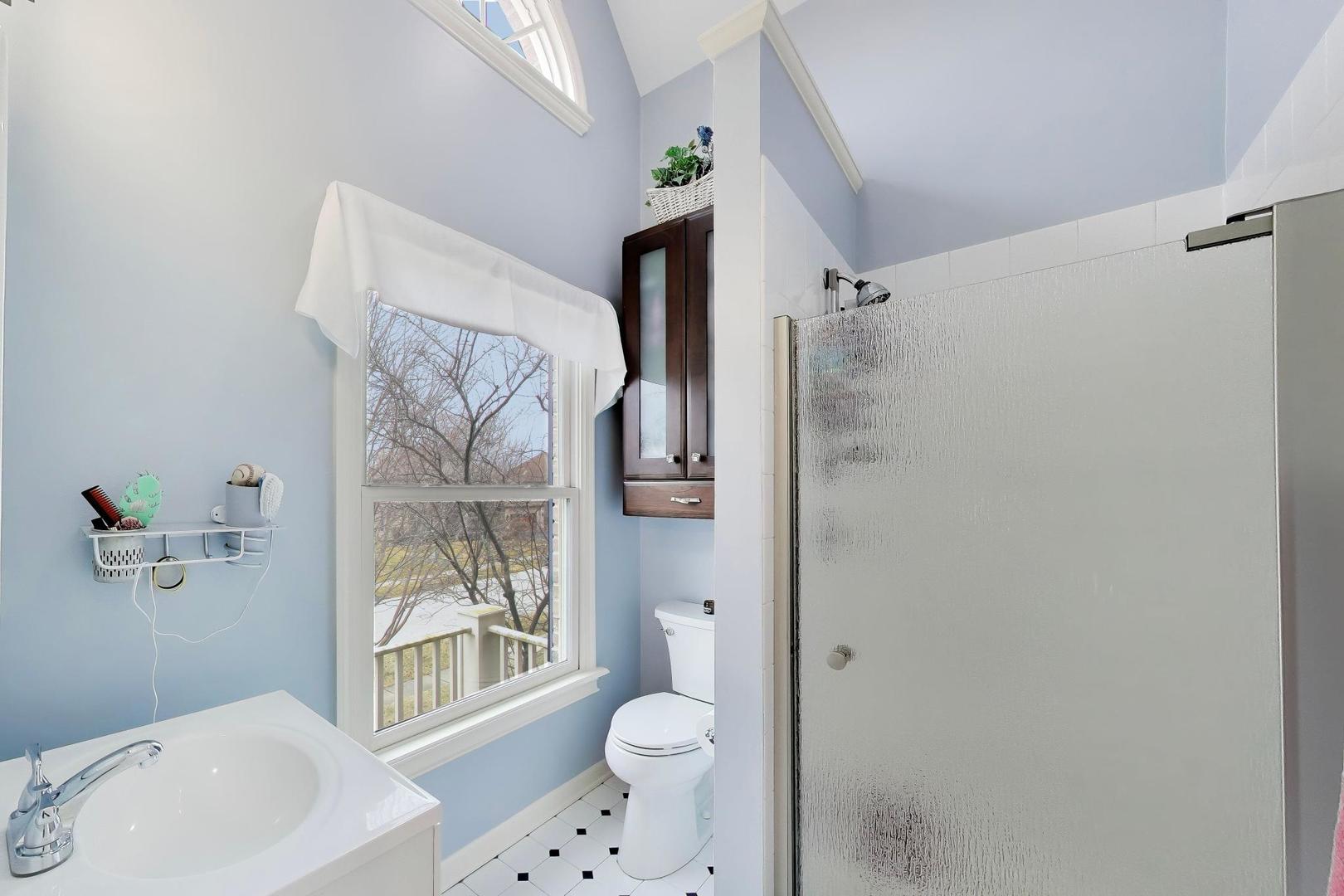 26W401 Torrey Pines Court, Winfield, IL 60190