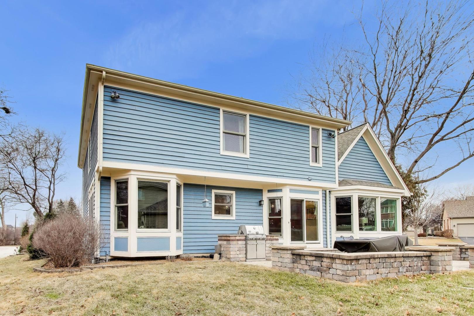 26W401 Torrey Pines Court, Winfield, IL 60190