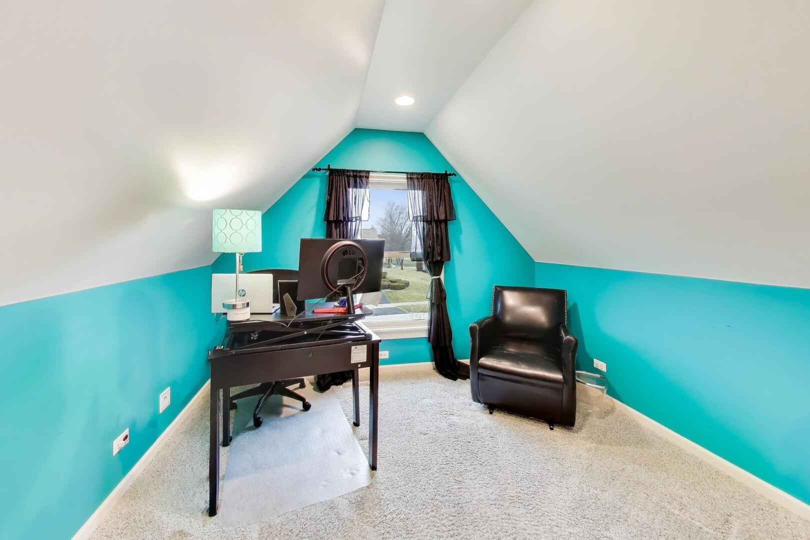 26W401 Torrey Pines Court, Winfield, IL 60190