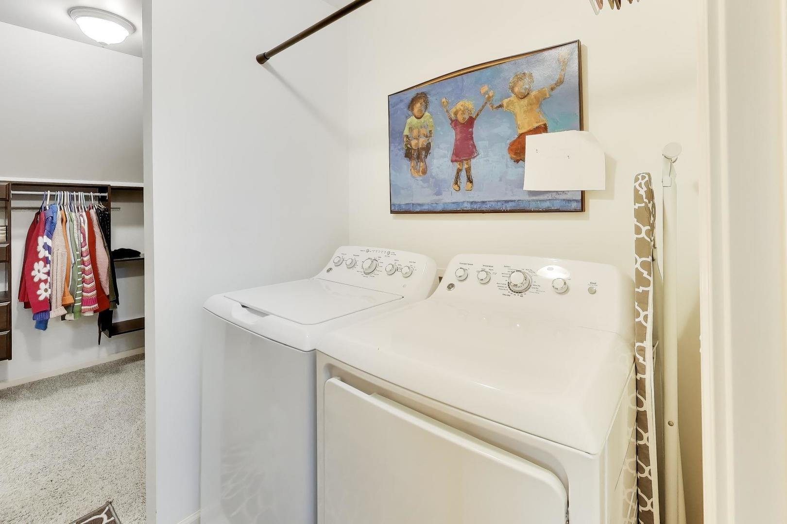 26W401 Torrey Pines Court, Winfield, IL 60190