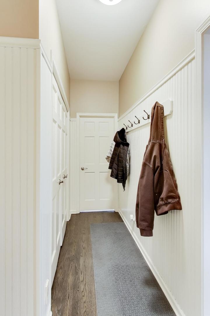 26W401 Torrey Pines Court, Winfield, IL 60190