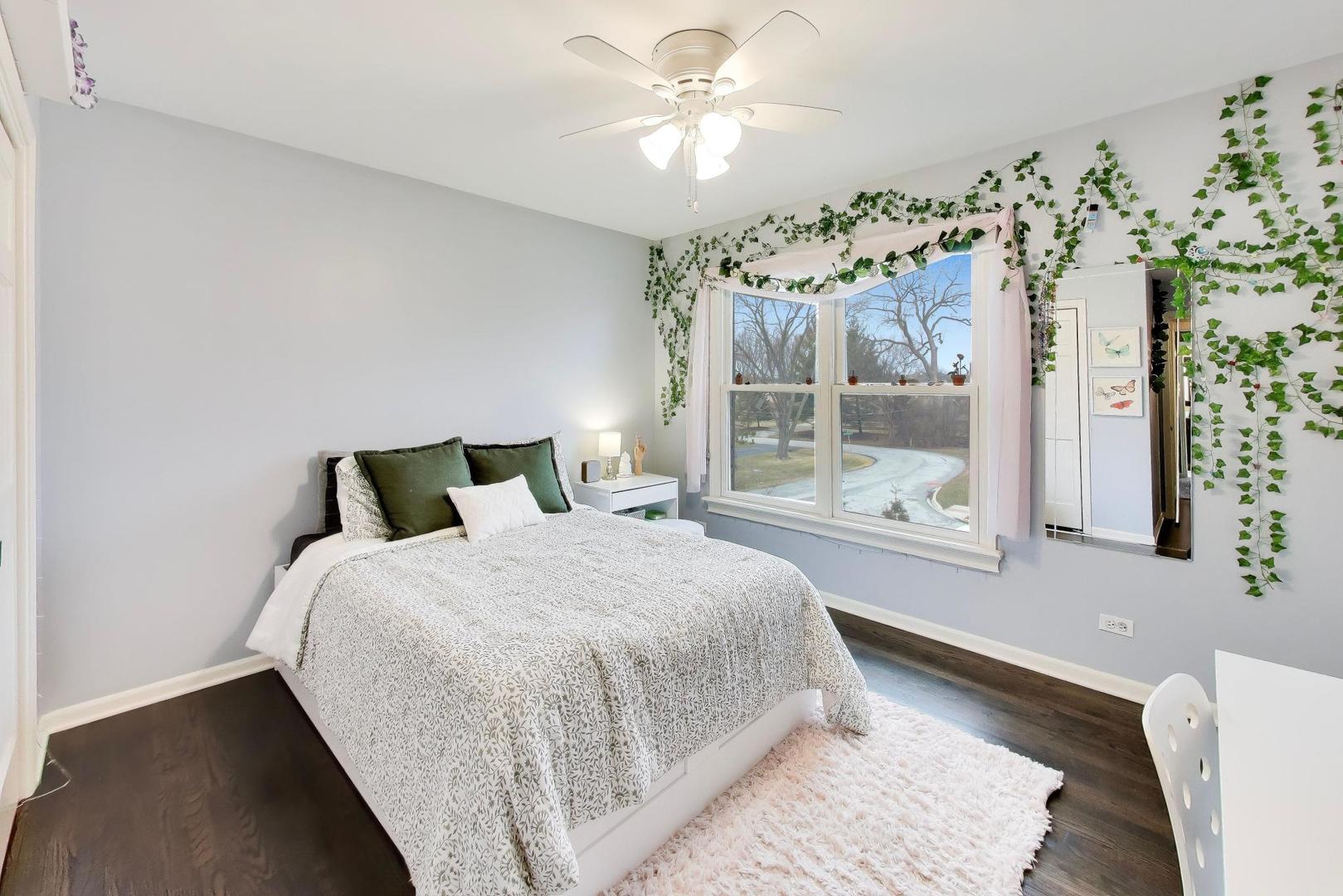 26W401 Torrey Pines Court, Winfield, IL 60190