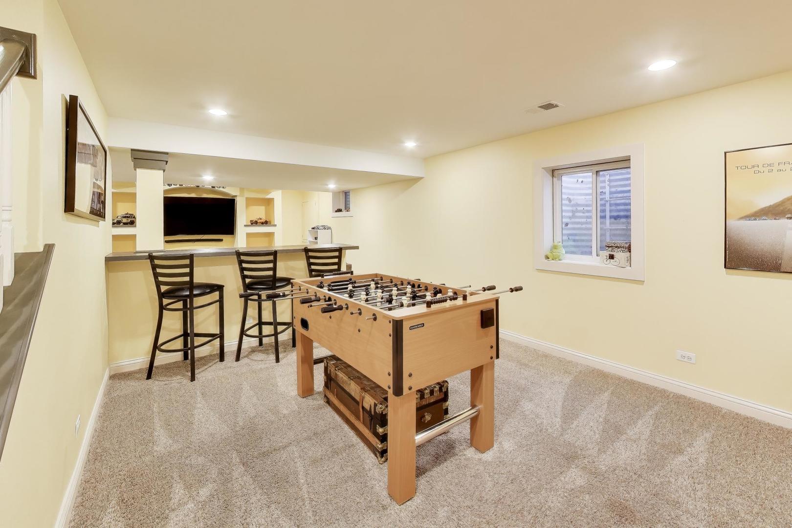 26W401 Torrey Pines Court, Winfield, IL 60190