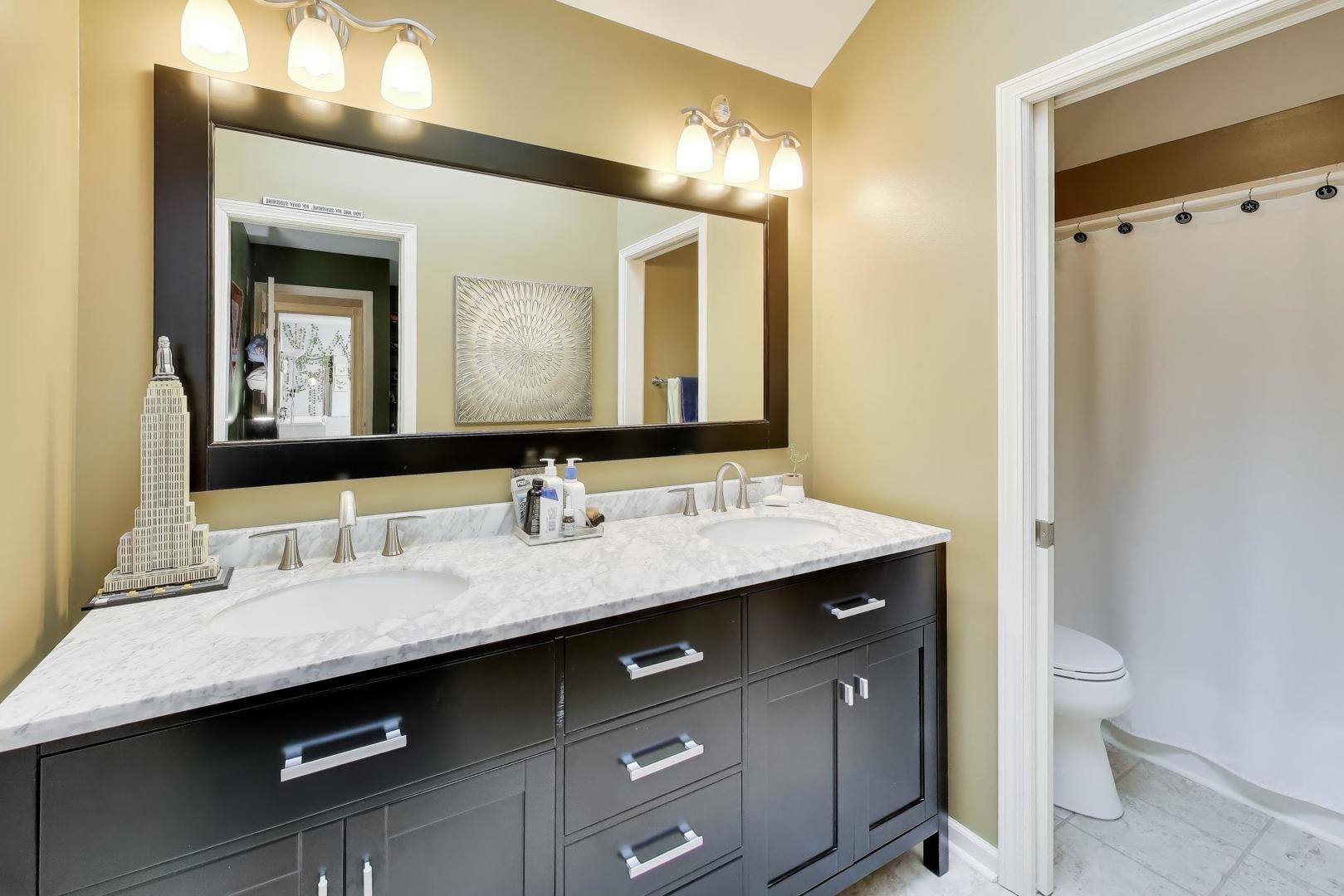 26W401 Torrey Pines Court, Winfield, IL 60190