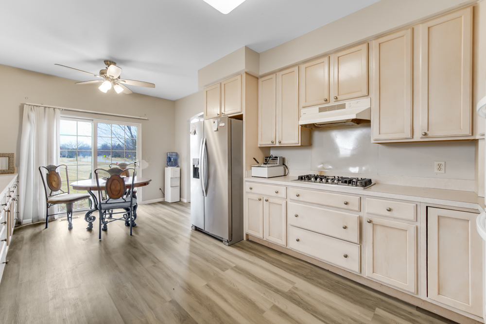 310 Fairwind Court, Montgomery, IL 60538