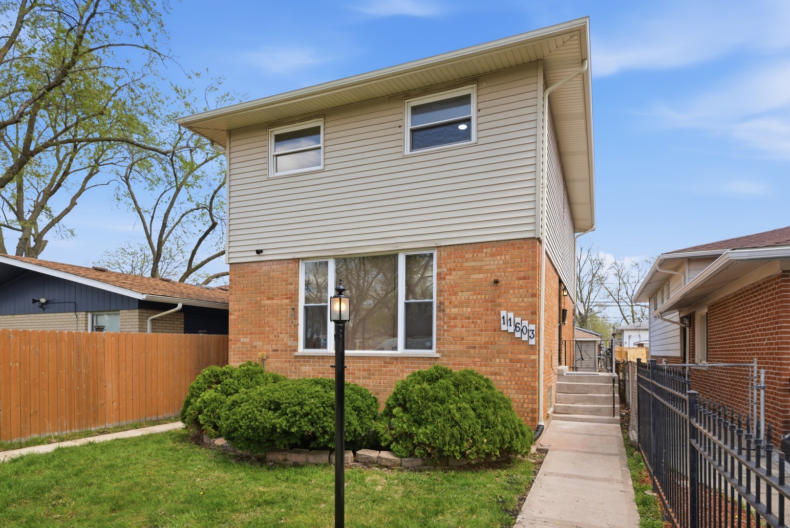 11603 S Loomis Street, Chicago, IL 60643