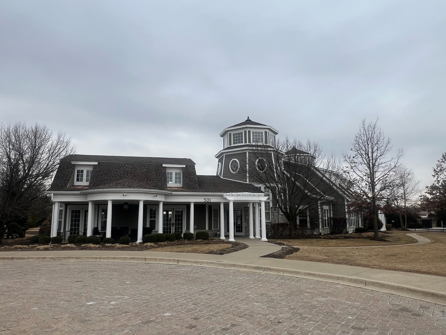 285 Lakeshore Drive, Oswego, IL 60543