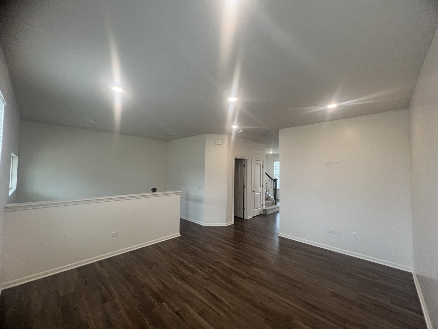 285 Lakeshore Drive, Oswego, IL 60543