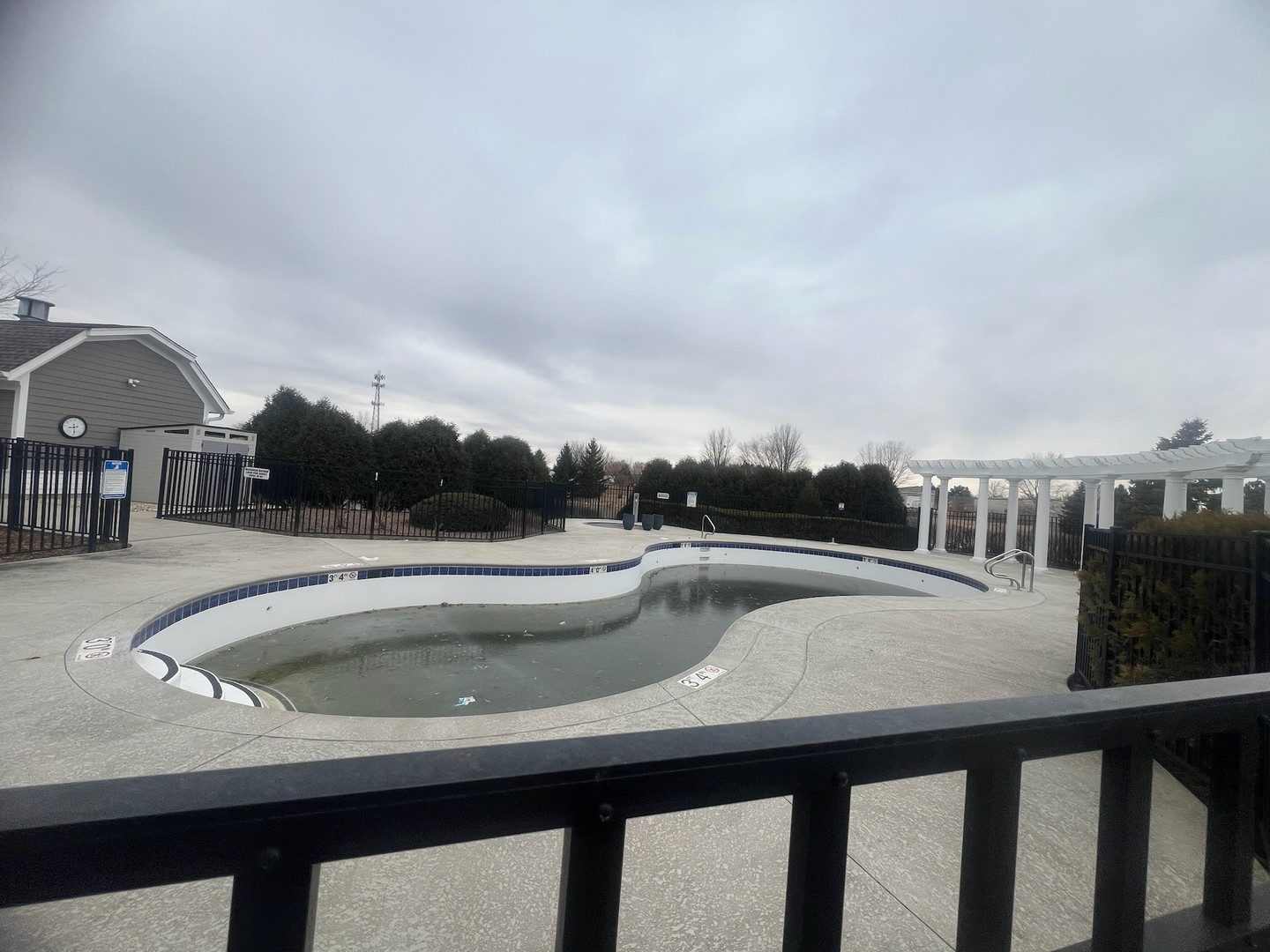 285 Lakeshore Drive, Oswego, IL 60543