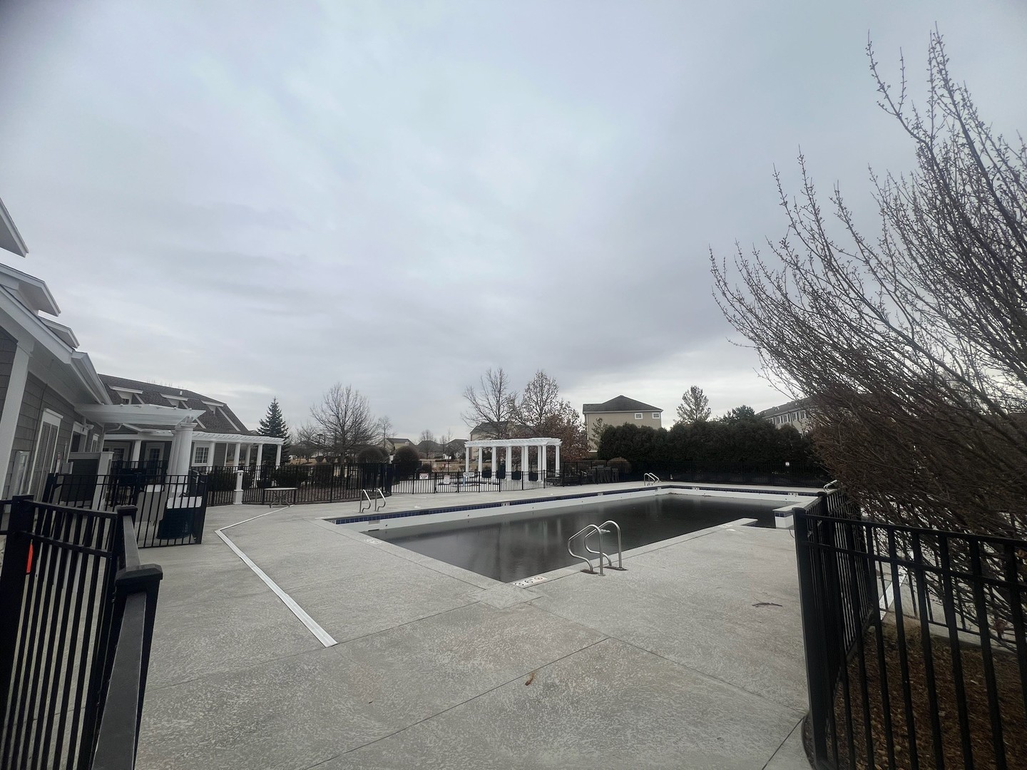 285 Lakeshore Drive, Oswego, IL 60543