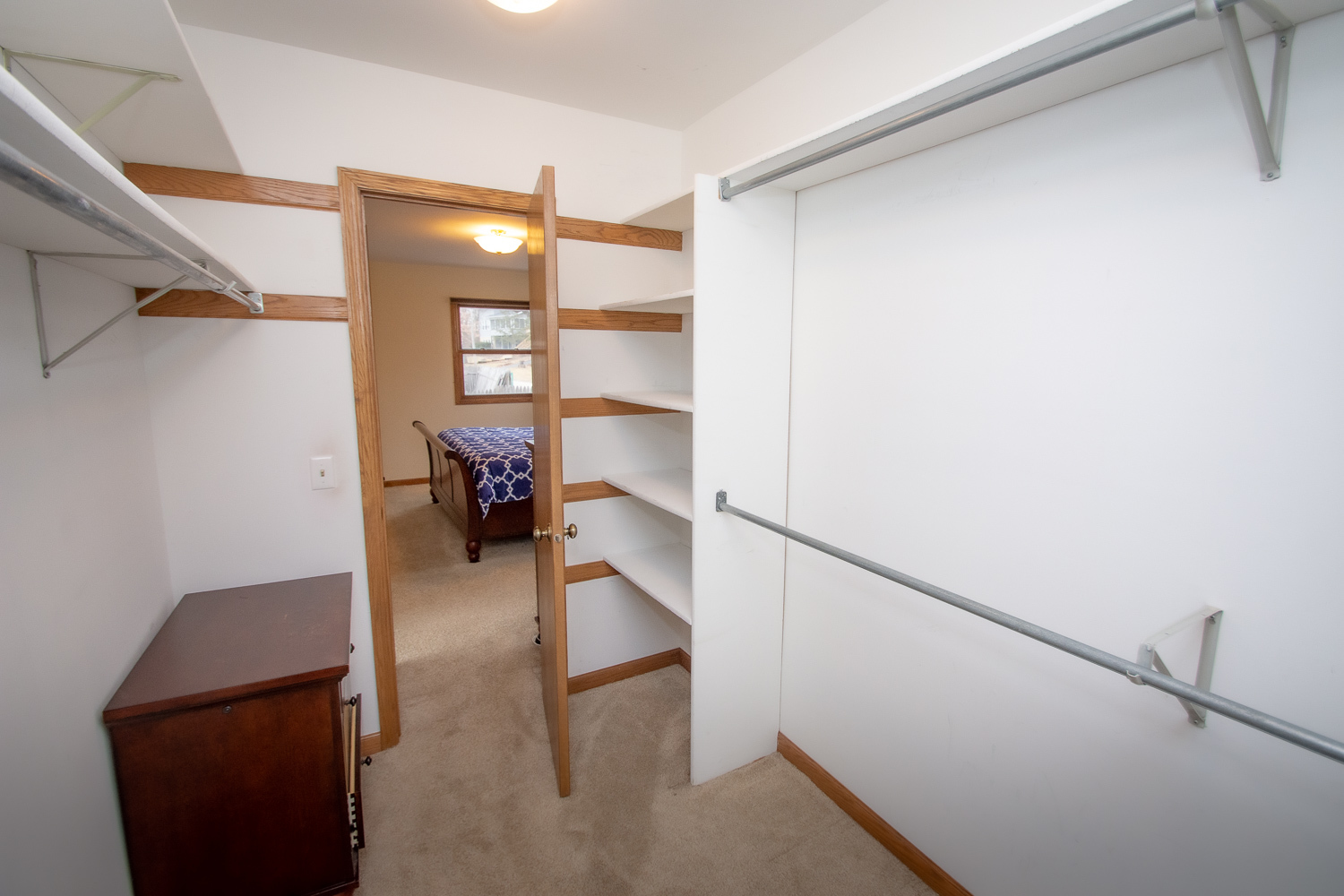 23231 W Lake Shore Drive, Antioch, IL 60002