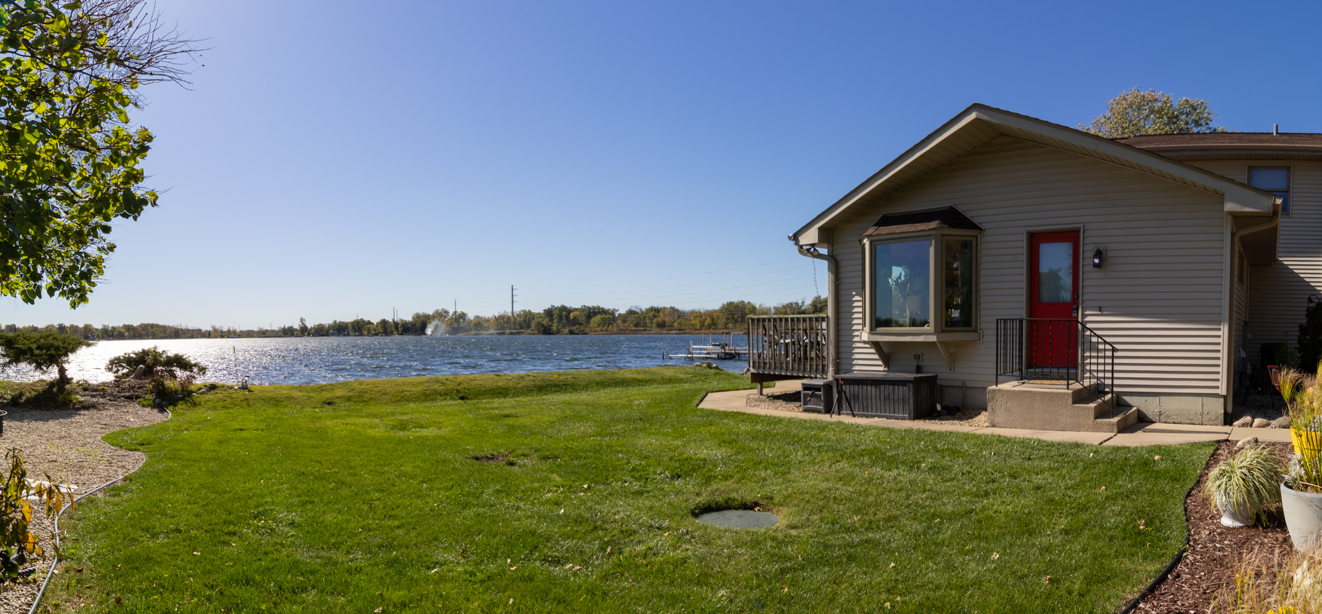 23231 W Lake Shore Drive, Antioch, IL 60002