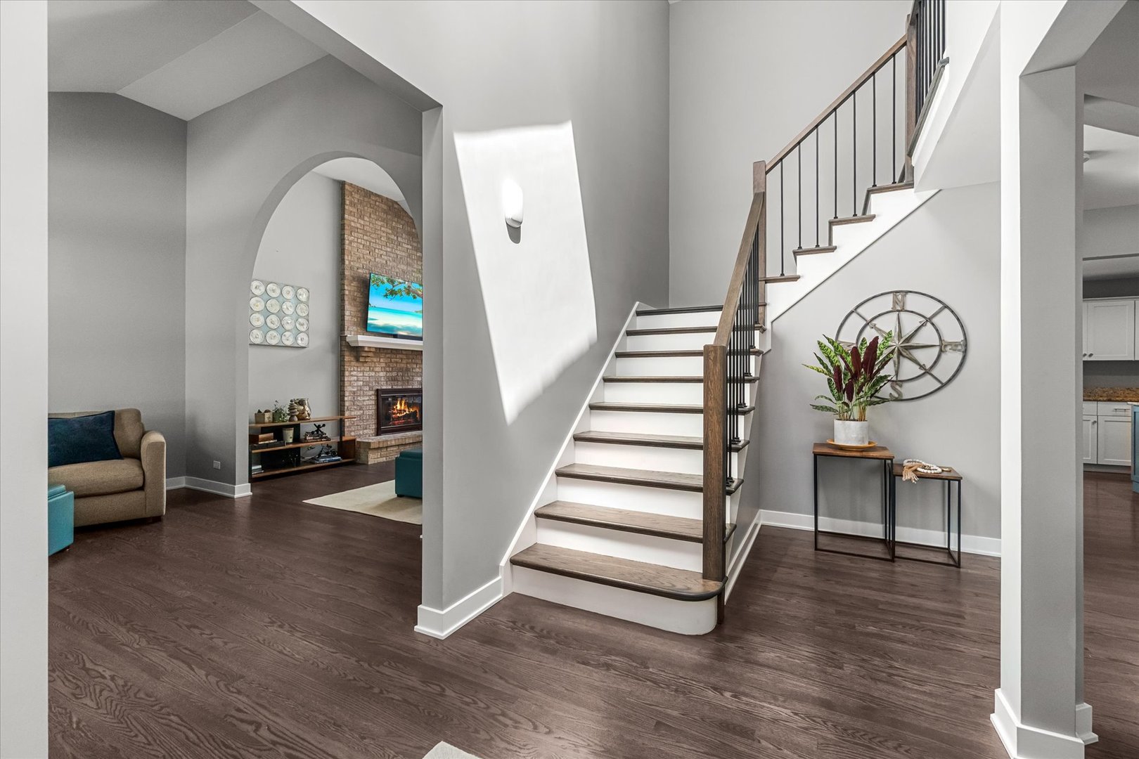 3712 Falkner Drive, Naperville, IL 60564
