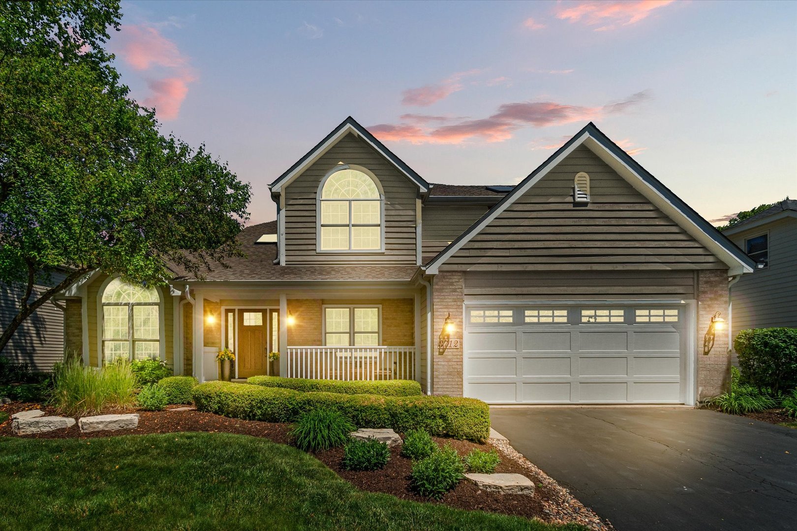 3712 Falkner Drive, Naperville, IL 60564
