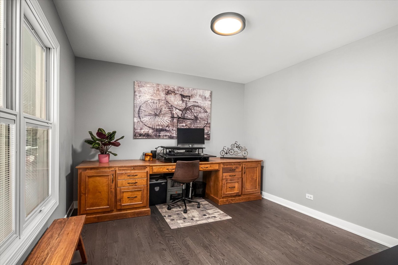 3712 Falkner Drive, Naperville, IL 60564