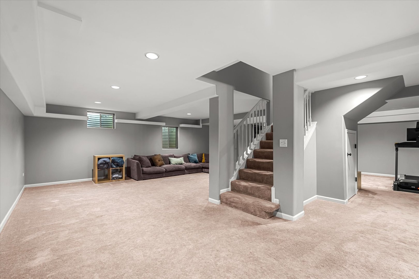 3712 Falkner Drive, Naperville, IL 60564