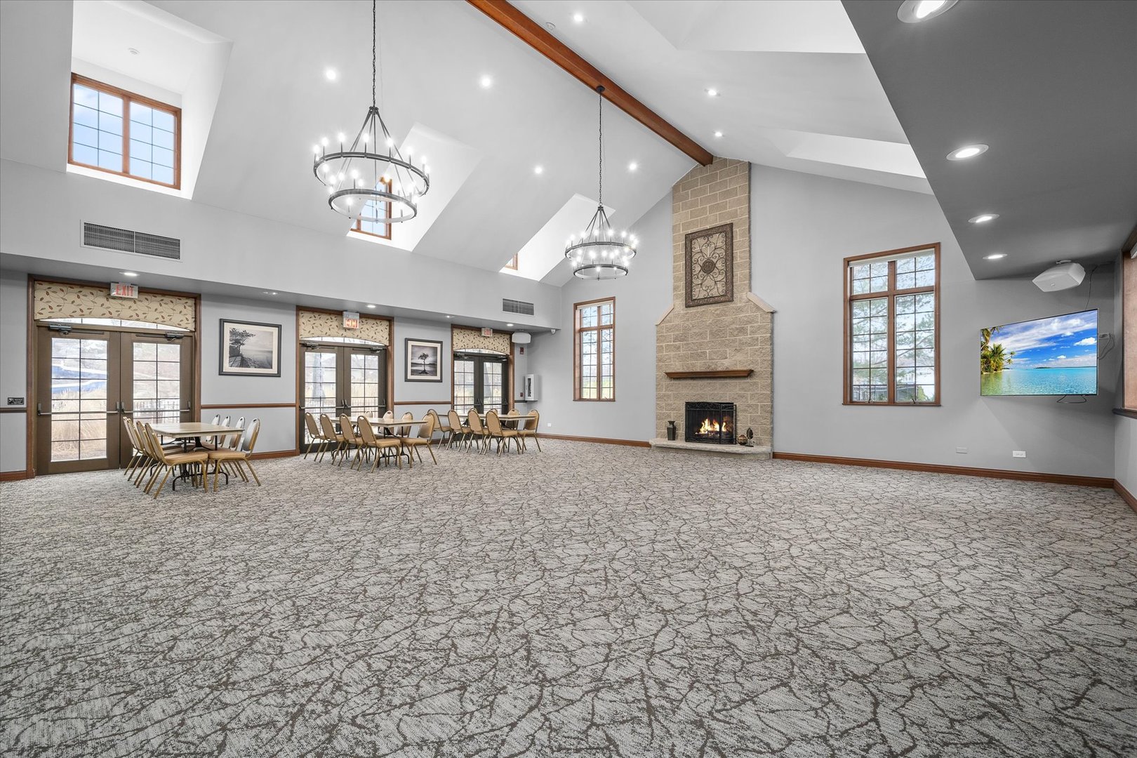 3712 Falkner Drive, Naperville, IL 60564