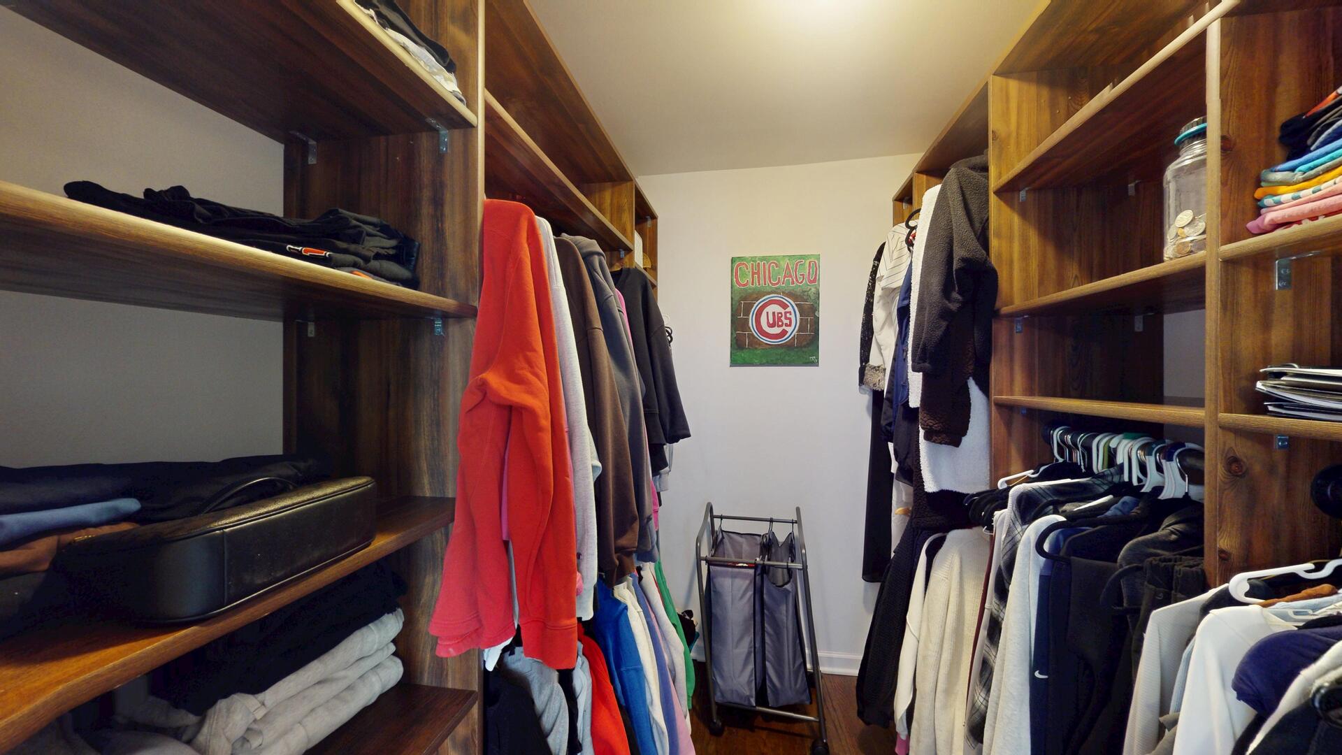 9560 Gross Point Road #404B, Skokie, IL 60076