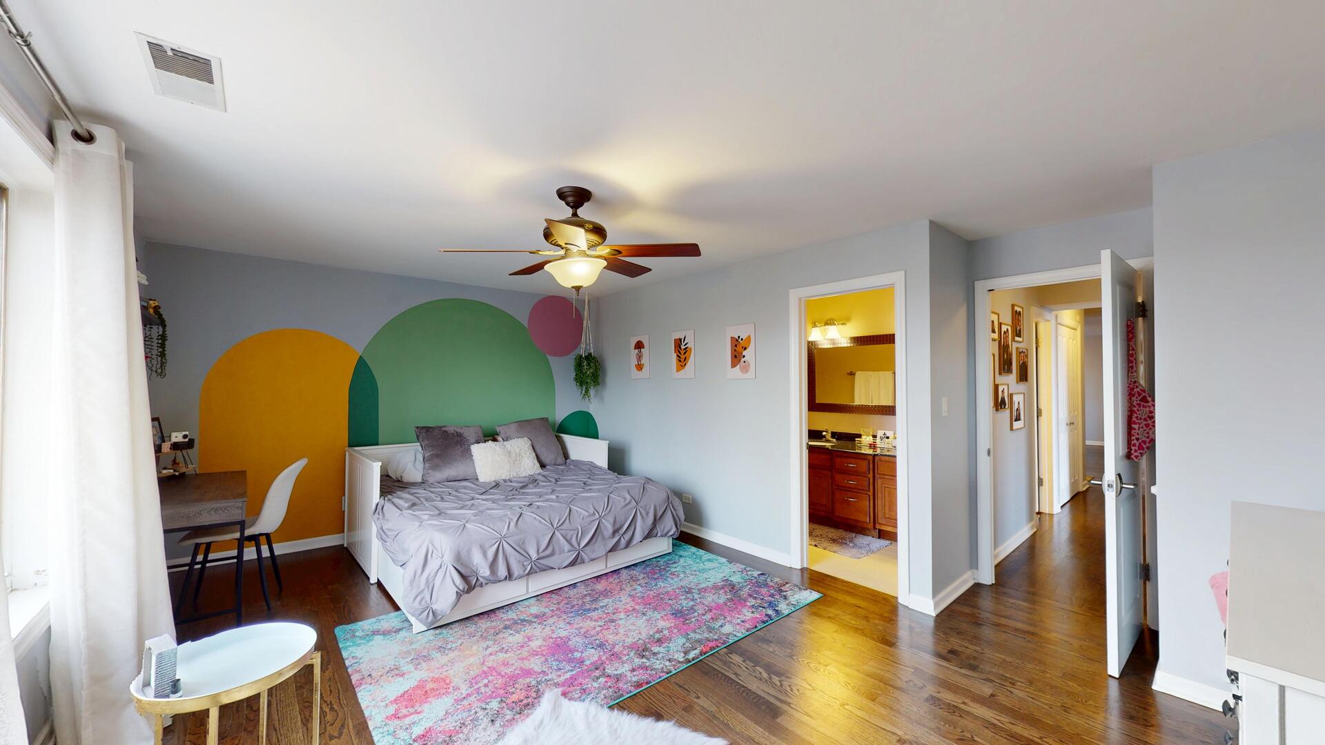 9560 Gross Point Road #404B, Skokie, IL 60076