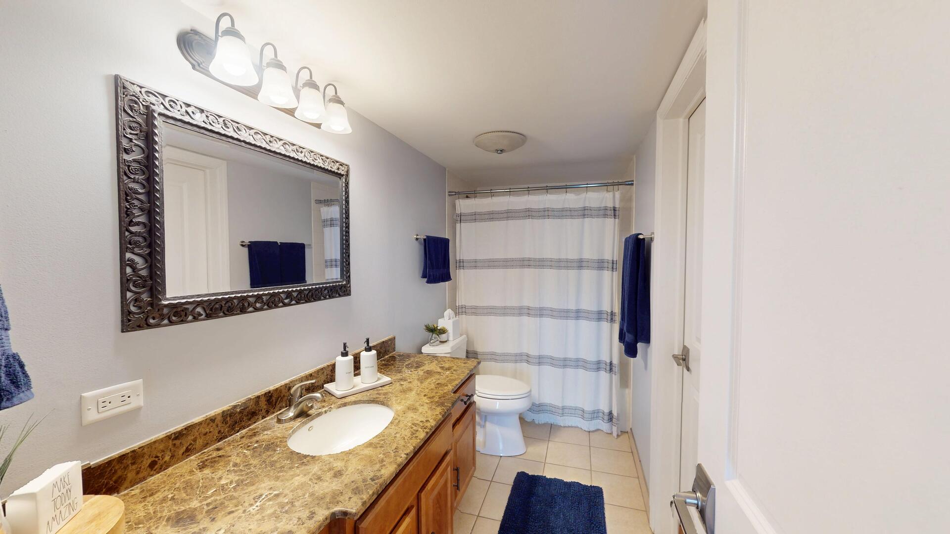 9560 Gross Point Road #404B, Skokie, IL 60076