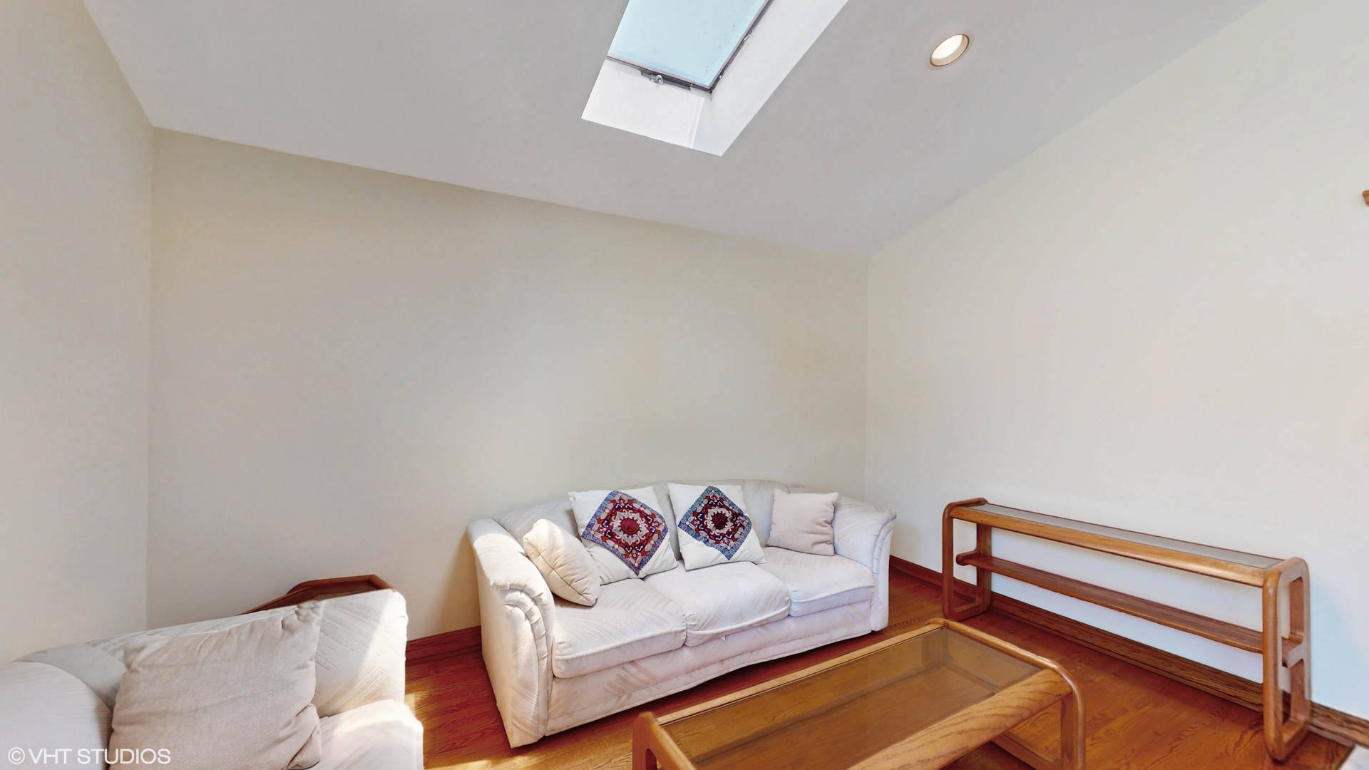 270 W Fremont Avenue, Elmhurst, IL 60126