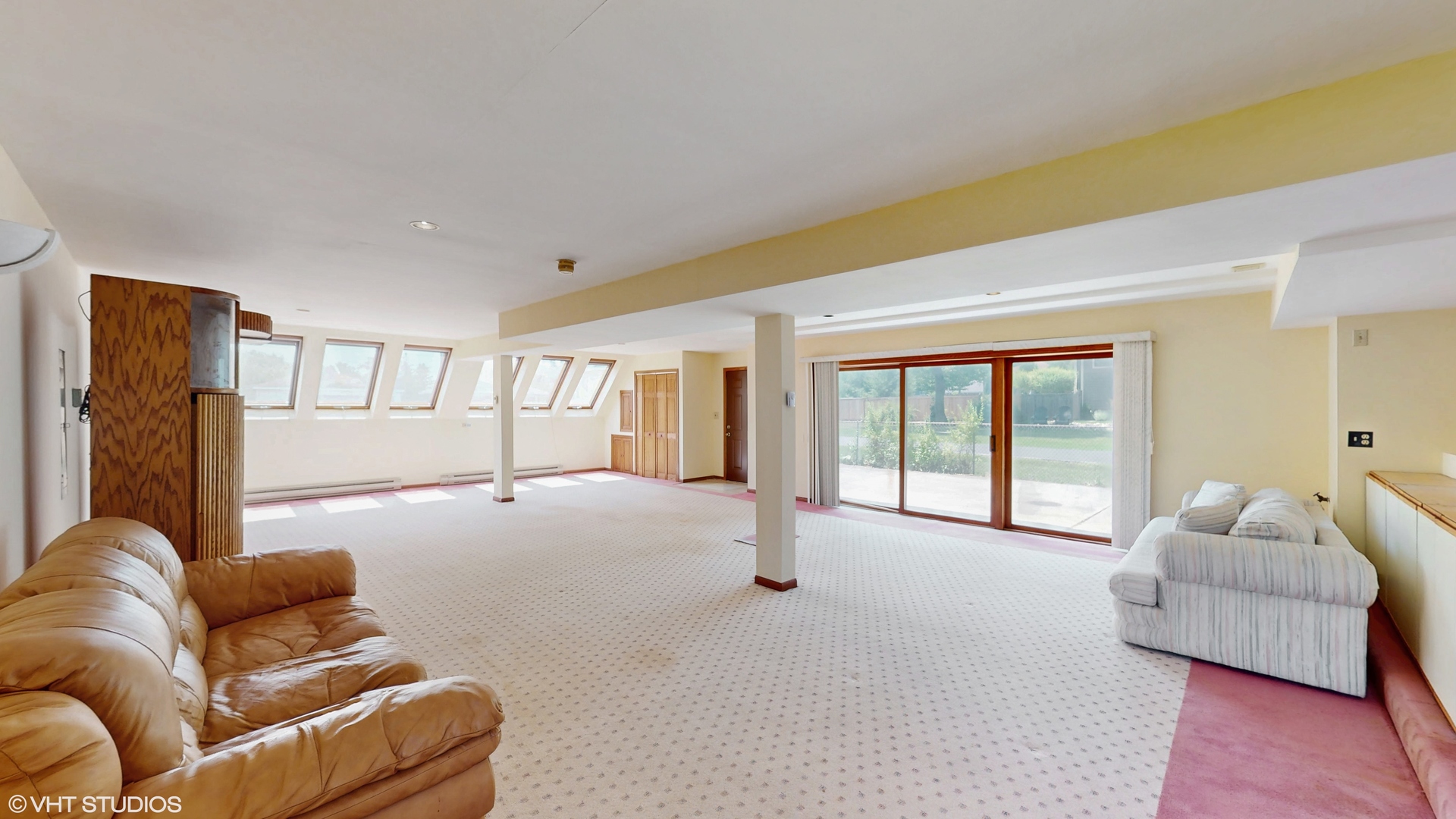 270 W Fremont Avenue, Elmhurst, IL 60126