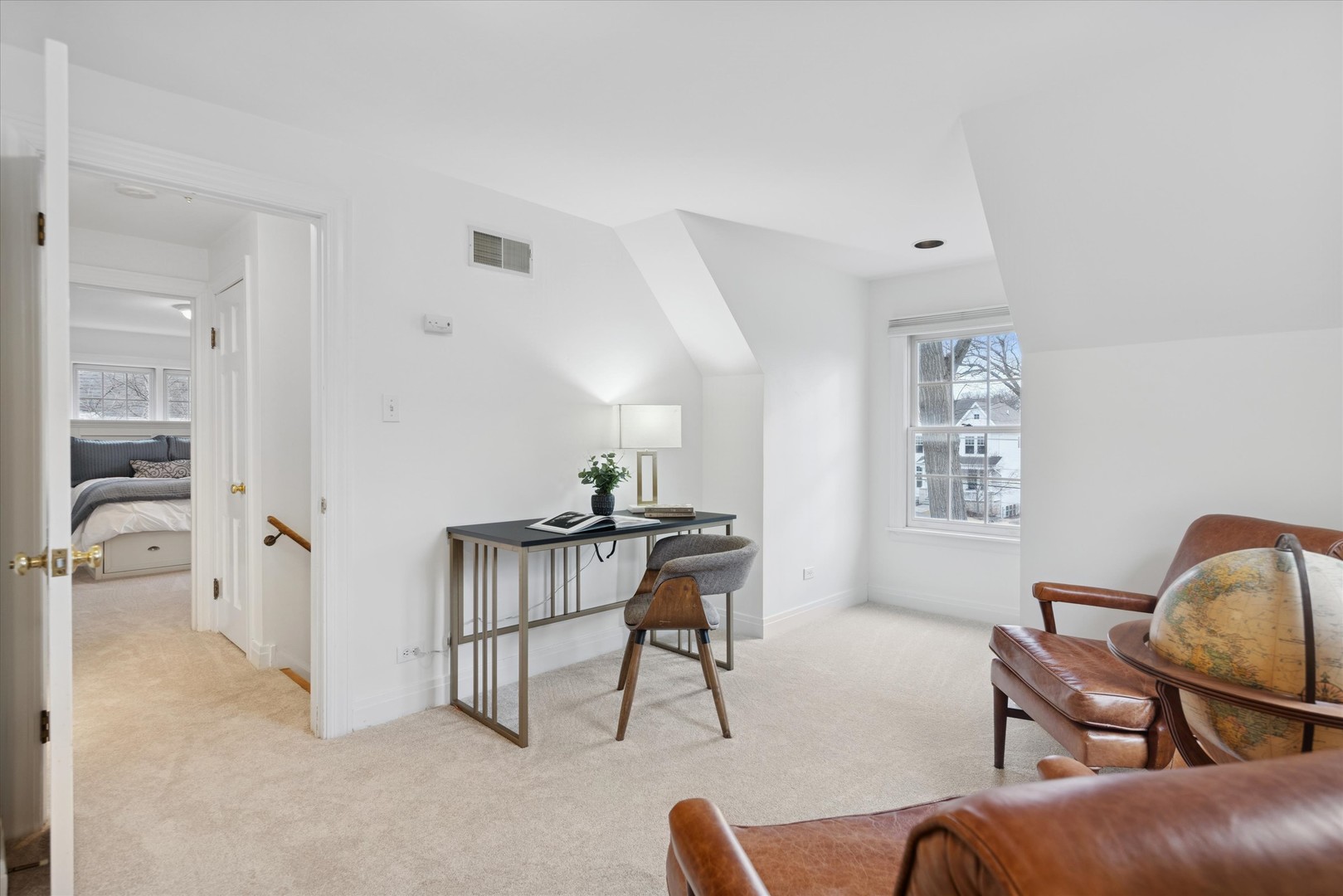 692 Chidester Street, Glen Ellyn, IL 60137