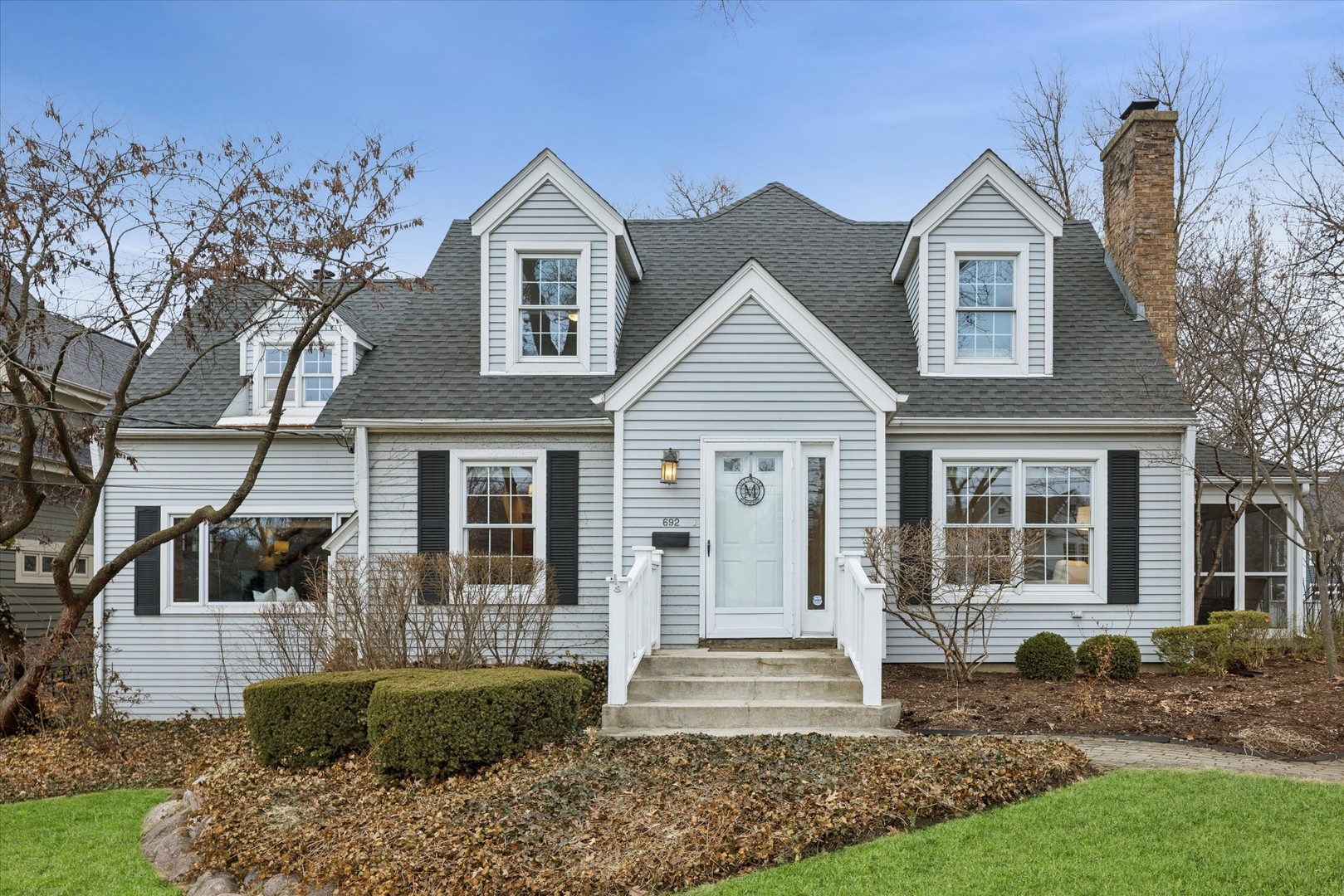 692 Chidester Street, Glen Ellyn, IL 60137