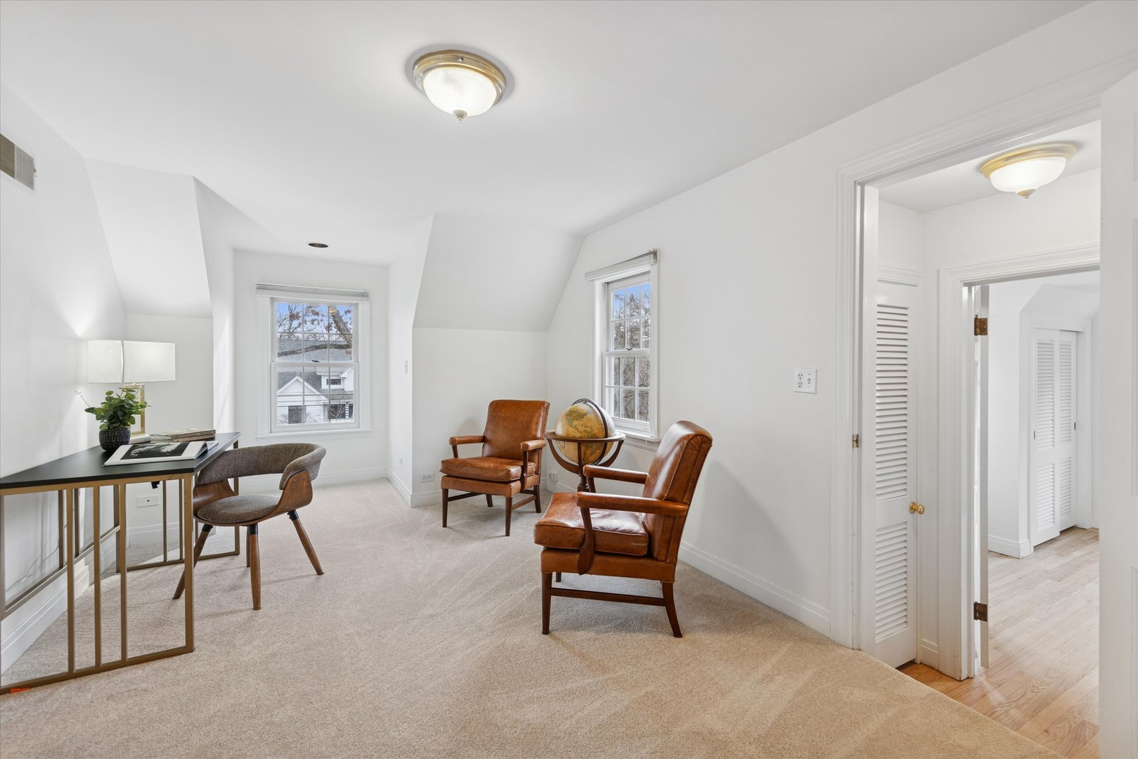 692 Chidester Street, Glen Ellyn, IL 60137