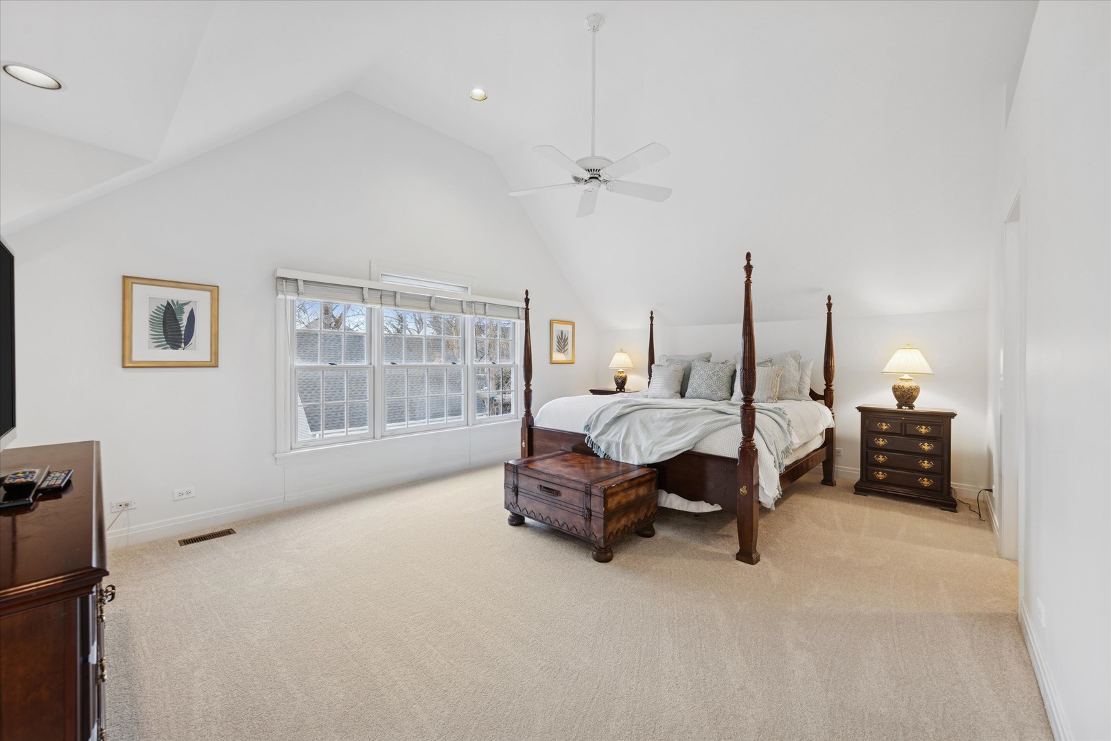 692 Chidester Street, Glen Ellyn, IL 60137