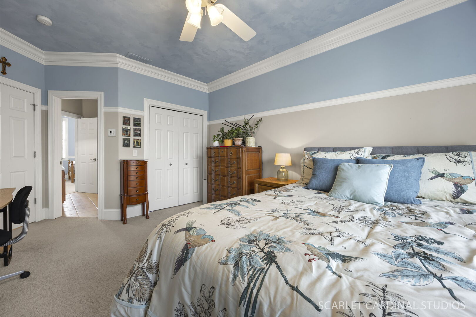 832 Deering Court, West Chicago, IL 60185