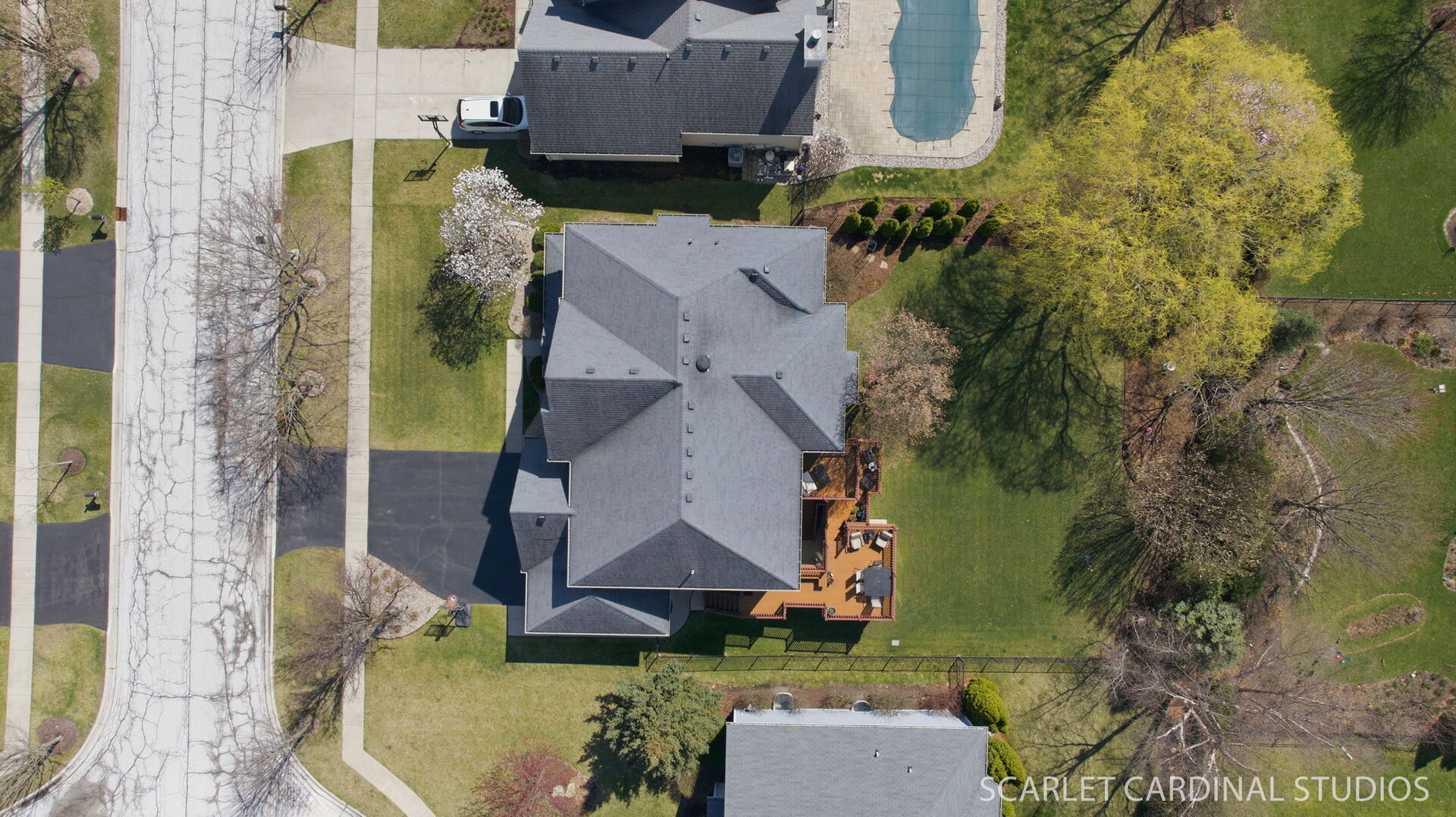 832 Deering Court, West Chicago, IL 60185