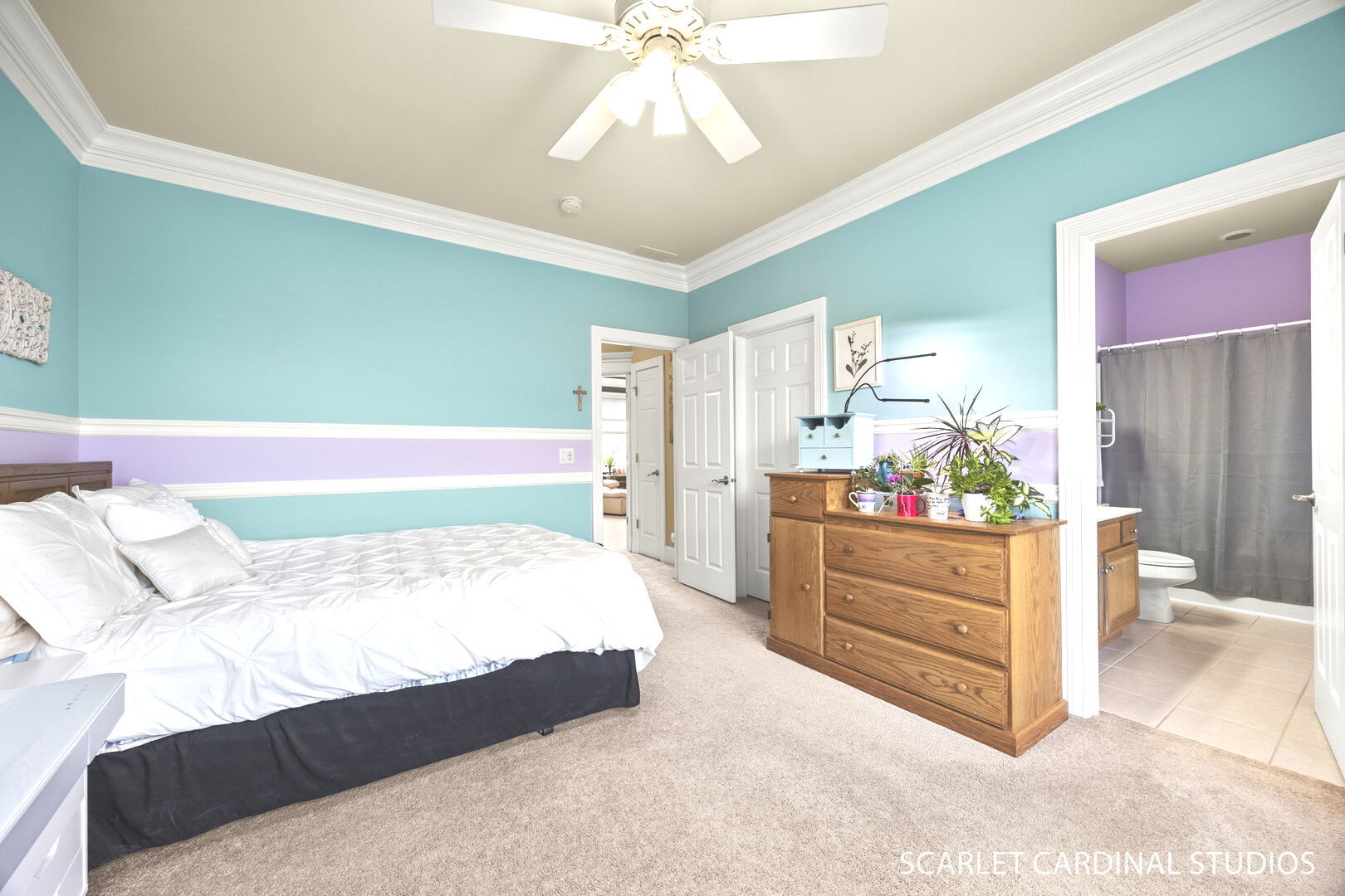 832 Deering Court, West Chicago, IL 60185