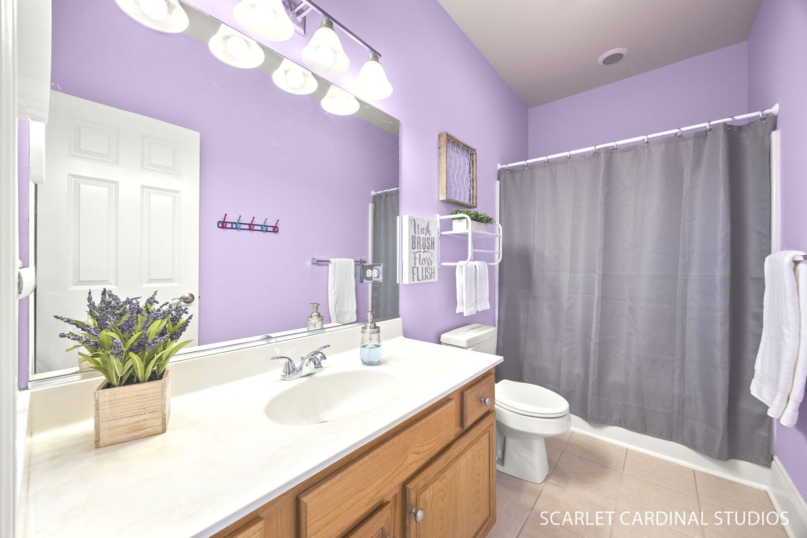 832 Deering Court, West Chicago, IL 60185