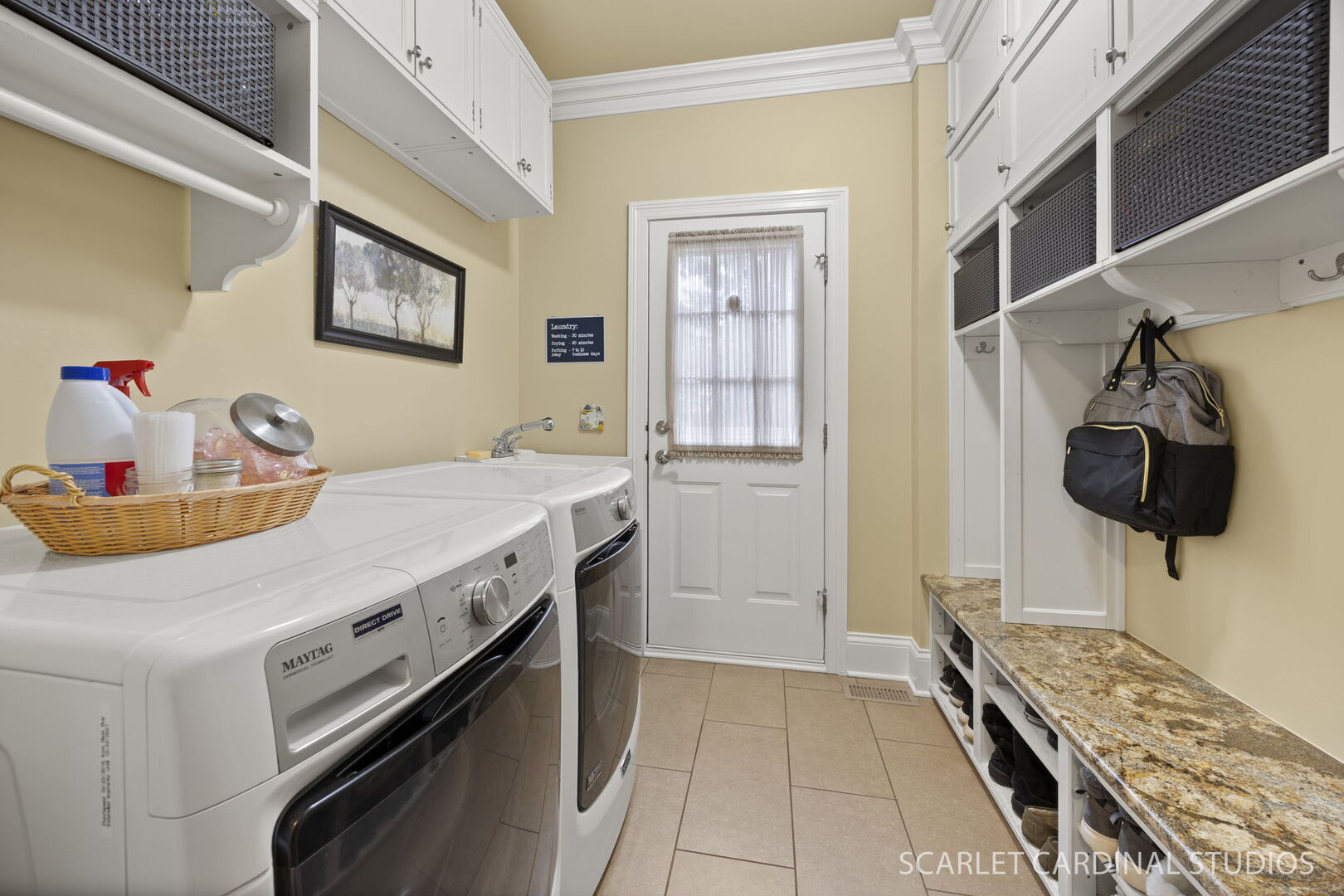 832 Deering Court, West Chicago, IL 60185