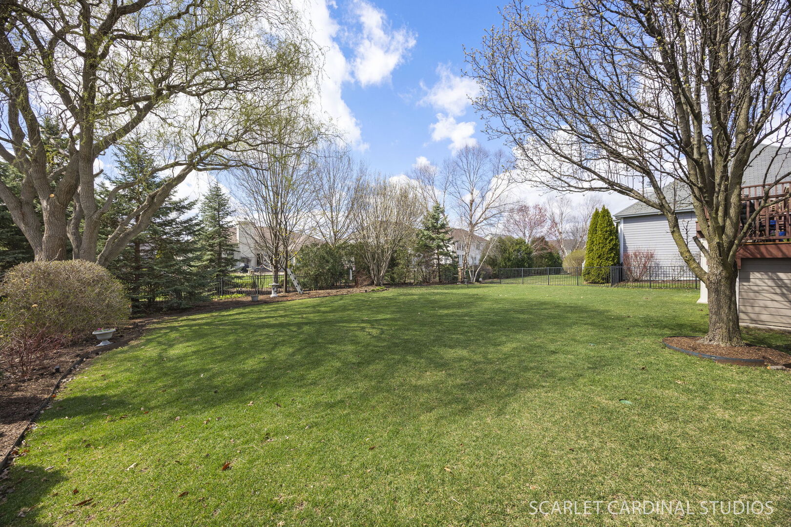 832 Deering Court, West Chicago, IL 60185