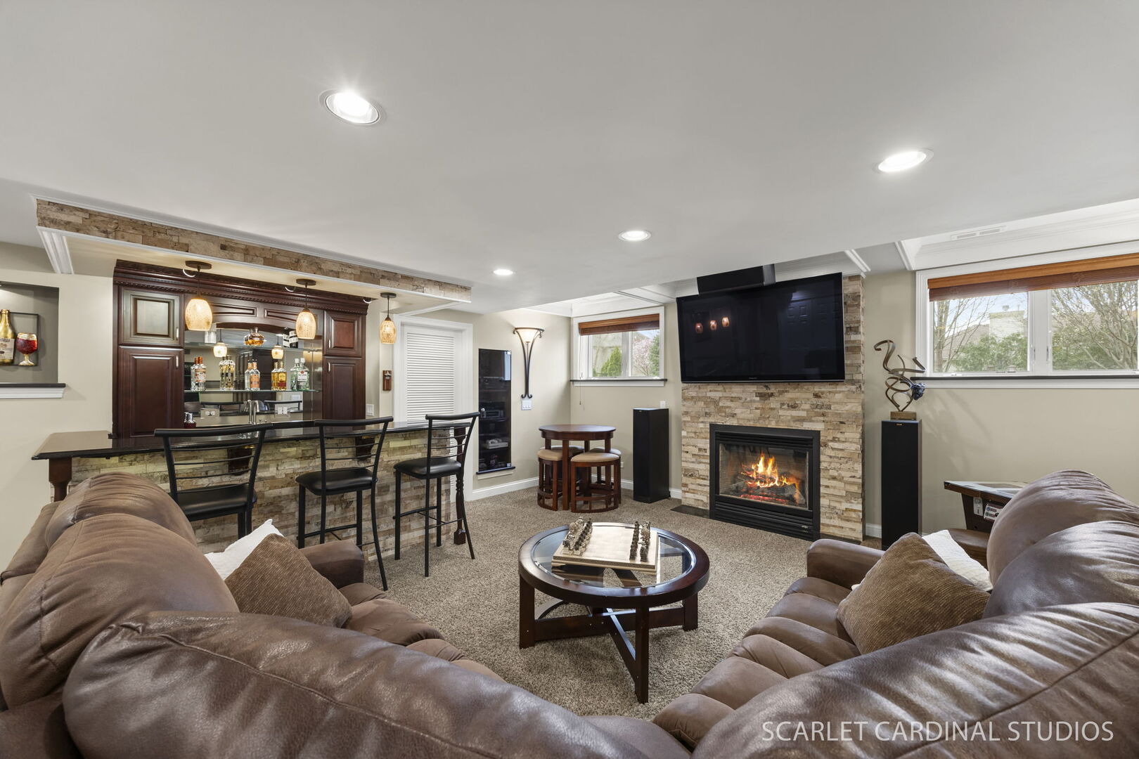 832 Deering Court, West Chicago, IL 60185