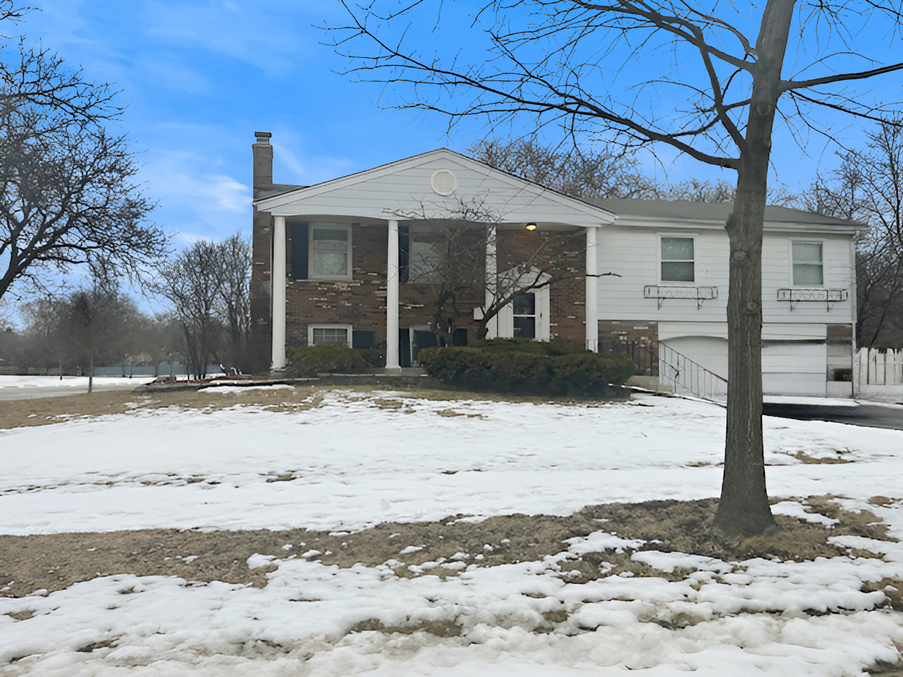 18150 Los Angeles Avenue, Homewood, IL 60430