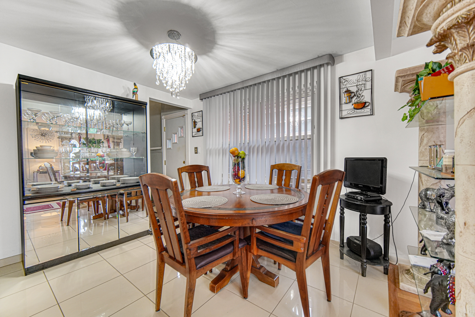 11601 S Ada Street, Chicago, IL 60643