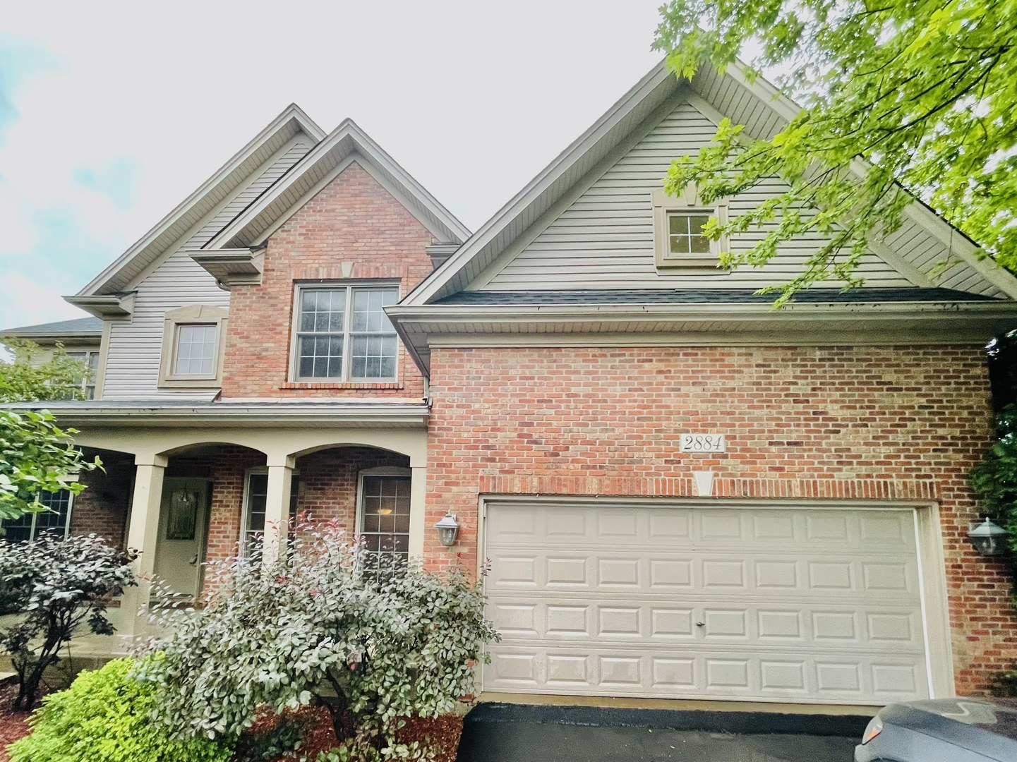 2884 Riverstone Court, Aurora, IL 60502