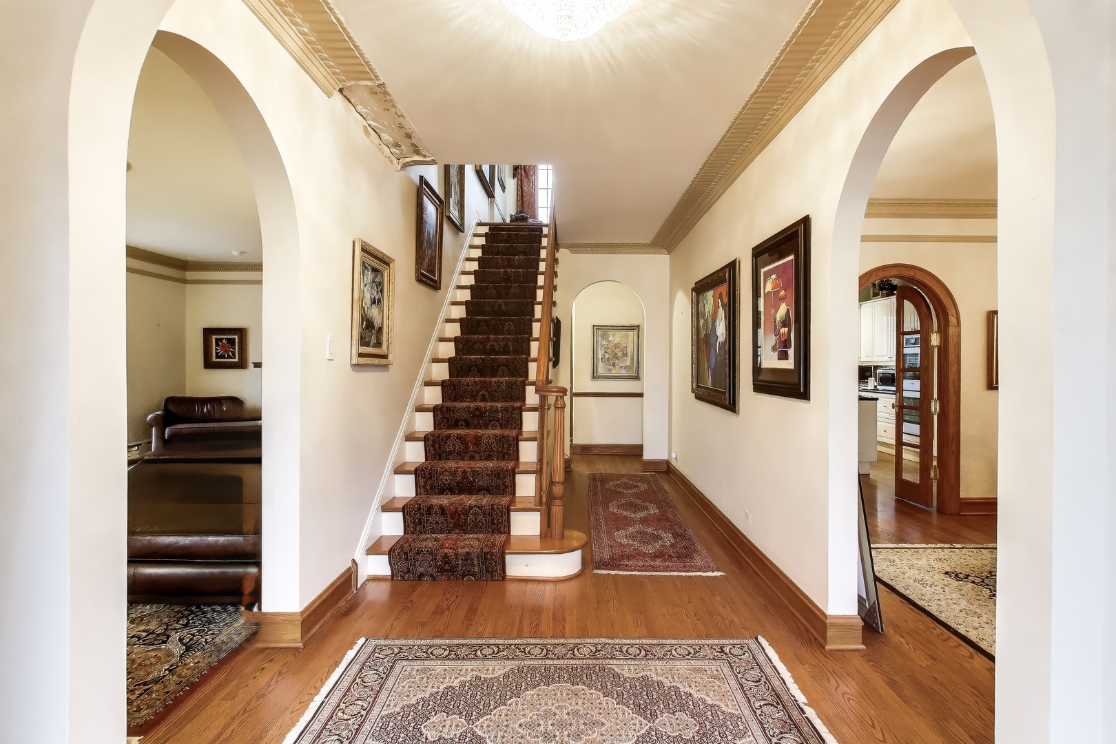 710 S Washington Avenue, Park Ridge, IL 60068