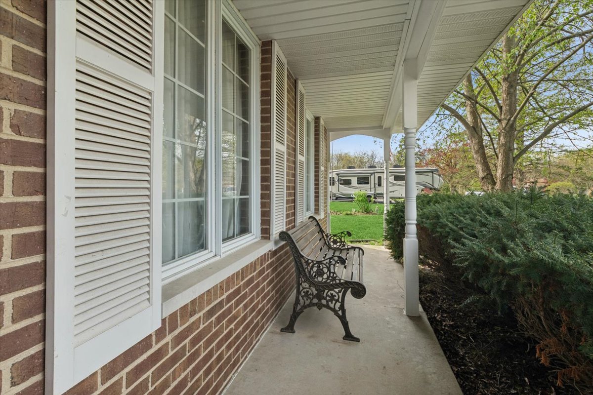 24821 S Michaels Street, Crete, IL 60417