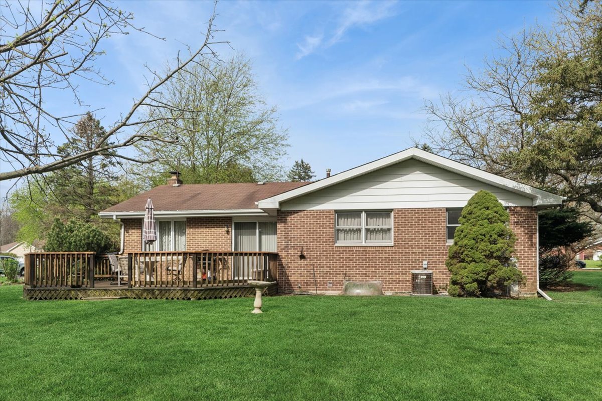 24821 S Michaels Street, Crete, IL 60417