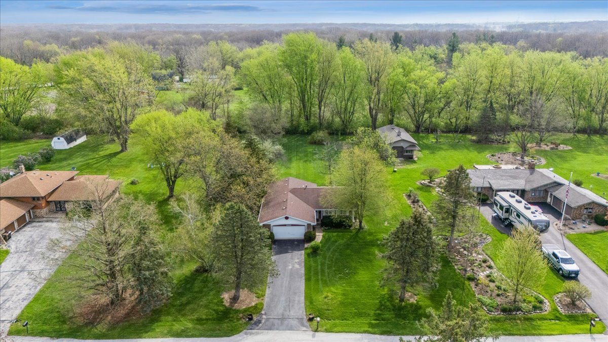 24821 S Michaels Street, Crete, IL 60417