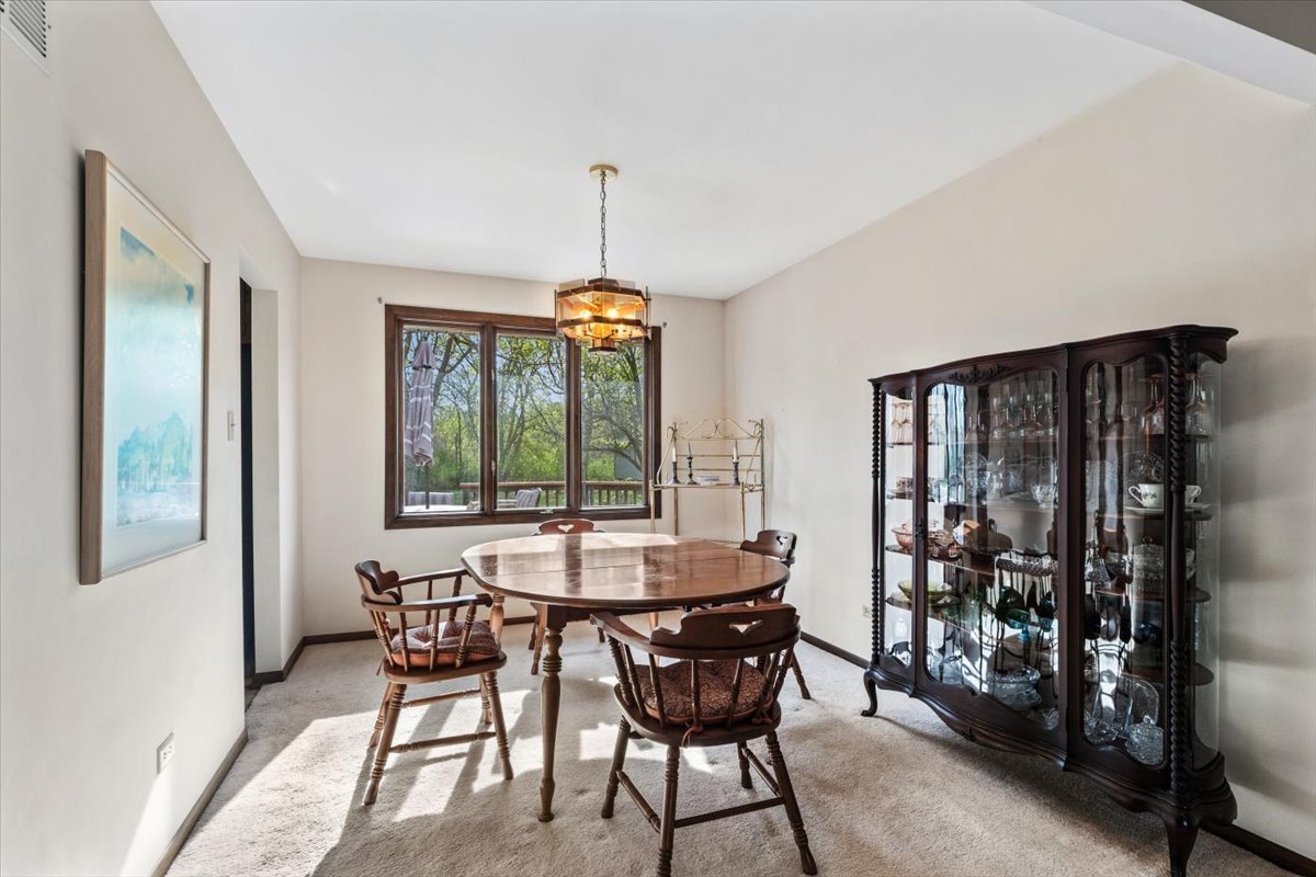 24821 S Michaels Street, Crete, IL 60417