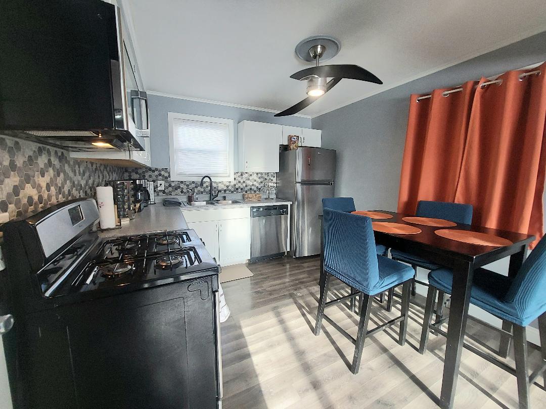 318 MINOCQUA Street, Park Forest, IL 60466