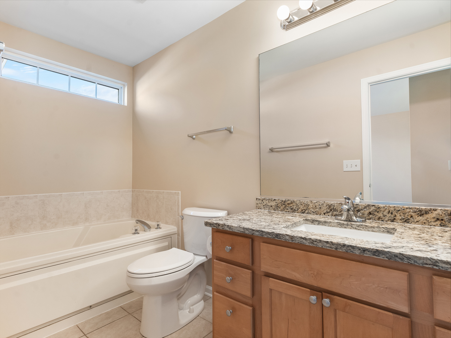 2295 STOUGHTON Drive, Aurora, IL 60502