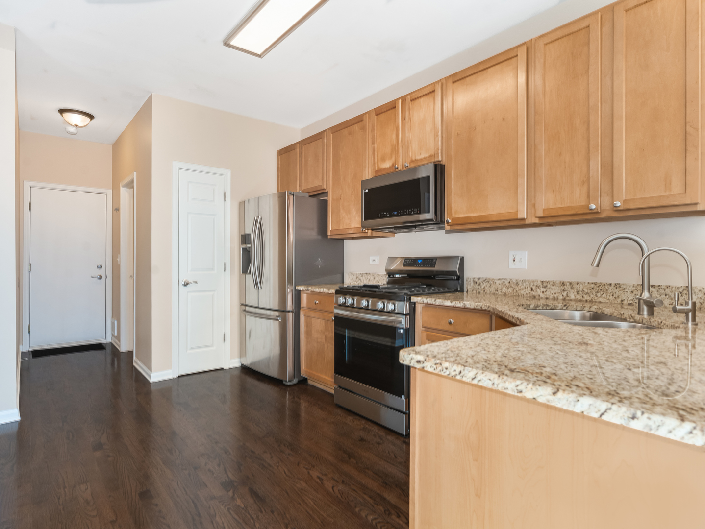 2295 STOUGHTON Drive, Aurora, IL 60502